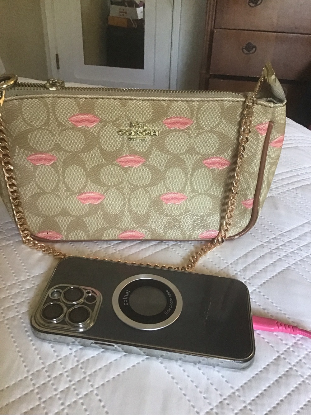 Coach Bag - Picture 3 of 8